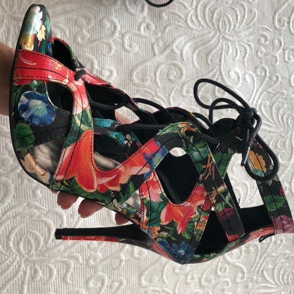 NEW Steve Madden "DITTAA" Floral Lace Stiletto Heels 9 Black Red Green Lolita - Picture 6 of 14